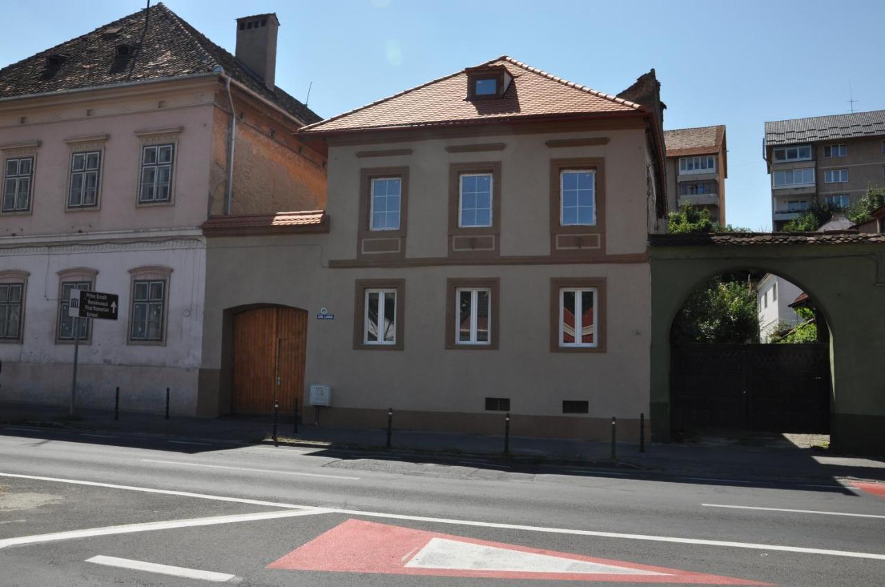 Evu Long Street Leilighet Braşov Eksteriør bilde